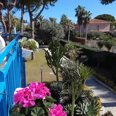 Nido Colorato Bed & Breakfast Fontane Bianche